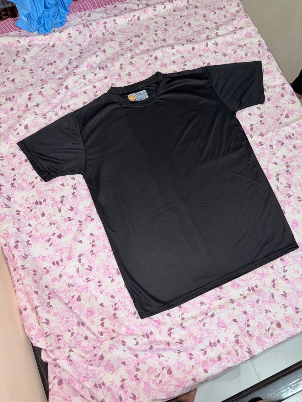 Polyester Grey T-shirt M size (180 GSM)
